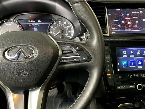 Used 2019 INFINITI QX50 Essential w/ Premium Heat Package image 19
