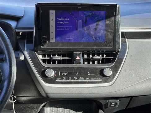Used 2023 Toyota Corolla LE image 16
