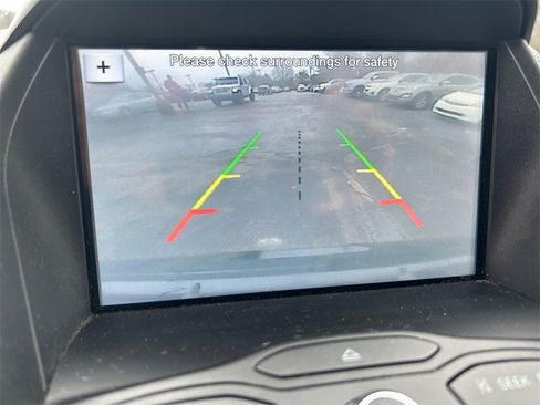 Used 2016 Ford Escape SE w/ Equipment Group 201A image 21