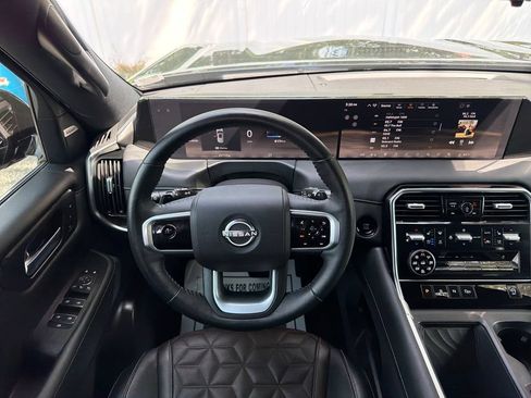Used 2025 Nissan Armada Platinum AWD/4WD image 30