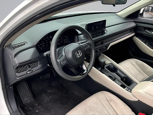 Used 2023 Honda Accord LX image 14