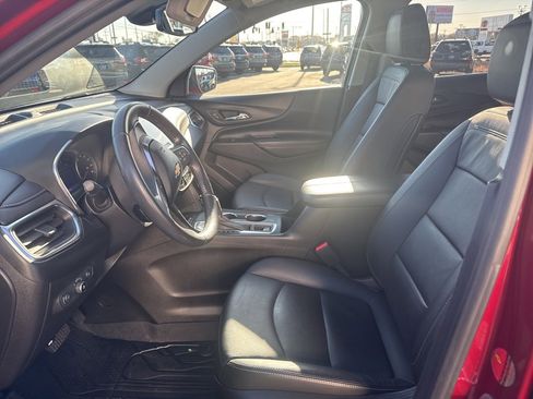 Used 2021 Chevrolet Equinox Premier image 8