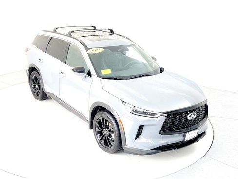 Used 2025 INFINITI QX60 Luxe w/ Black Edition image 13