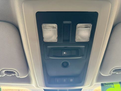 Used 2015 RAM 1500 Lone Star AWD/4WD image 17