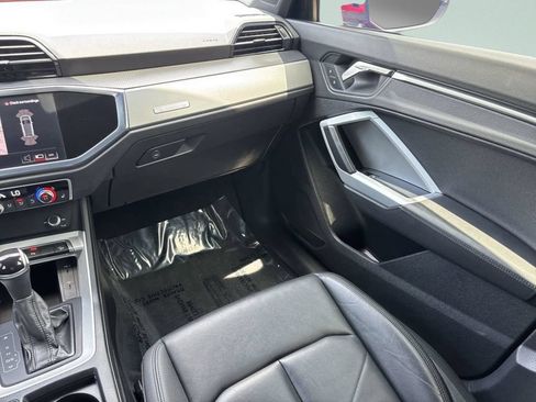 Used 2023 Audi Q3 2.0T Premium AWD/4WD image 13