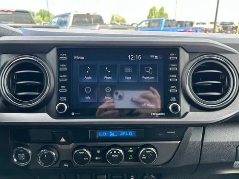 Used 2023 Toyota Tacoma TRD Off-Road w/ Black Out Package (TMS) AWD/4WD image 19