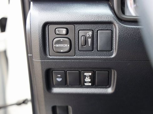 Used 2019 Toyota 4Runner SR5 Premium image 24