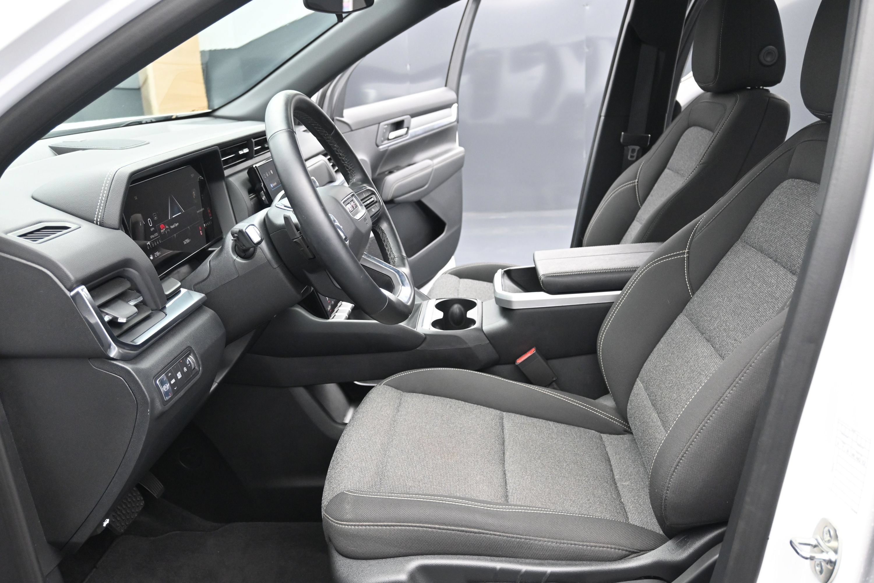 Used 2026 GMC Terrain Elevation FWD image 23