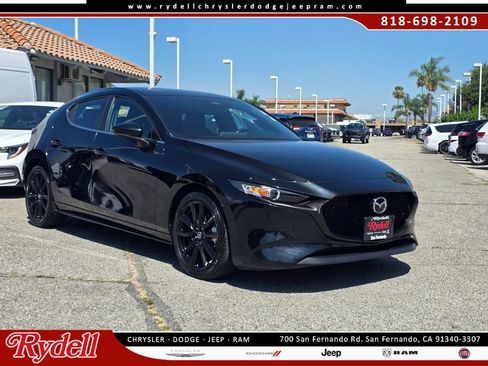 Used 2024 MAZDA MAZDA3 s FWD image 1