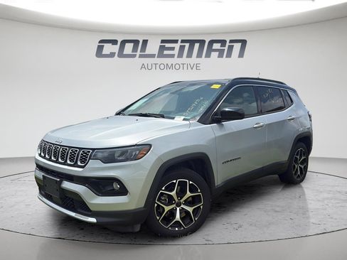 Used 2025 Jeep Compass Limited AWD/4WD image 1