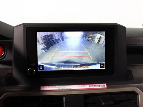 Used 2024 Toyota Tacoma TRD Sport image 13