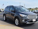 Used 2018 Ford Escape SE w/ Ford Safe & Smart Package image 3