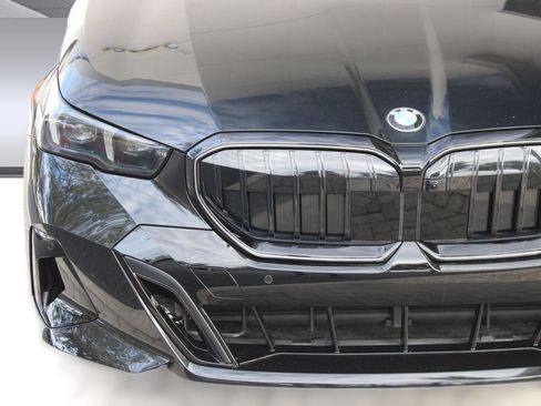 Used 2026 BMW 530i xDrive w/ Executive Package AWD/4WD image 11