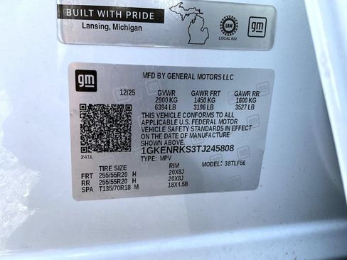 Certified 2026 GMC Acadia Denali w/ Super Cruise Package AWD/4WD image 28