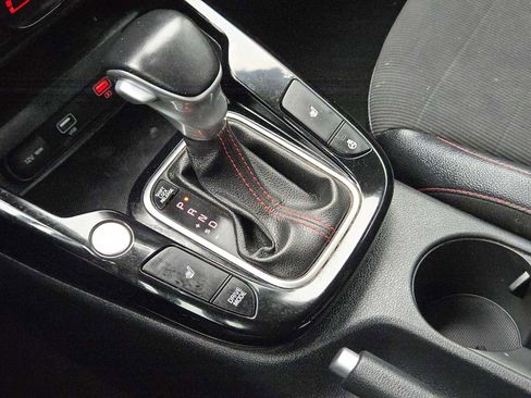 Used 2020 Kia Soul GT-Line Turbo FWD image 21