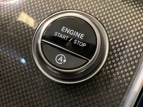Used 2023 Mercedes-Benz C 300 4MATIC Sedan image 26