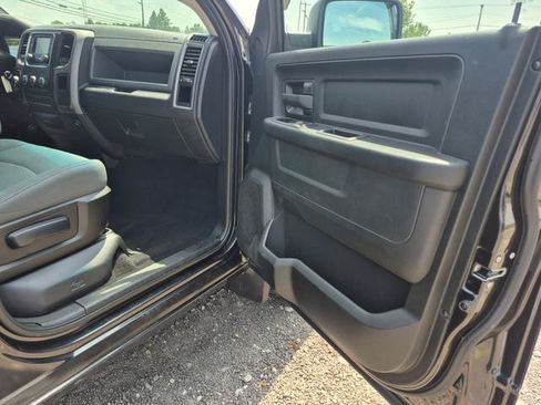 Used 2018 RAM 1500 Express w/ Wheel & Sound Group AWD/4WD image 8