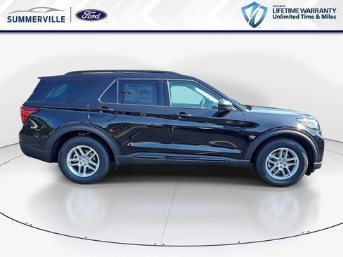 New 2026 Ford Explorer Active RWD image 2