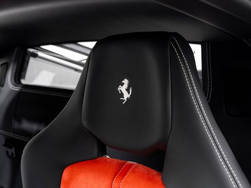 Used 2015 Ferrari 458 Speciale Coupe image 11