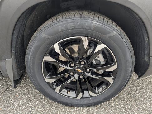 Used 2021 Chevrolet TrailBlazer LT w/ Convenience Package image 11