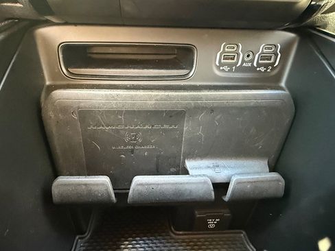 Used 2020 RAM 1500 Limited image 33