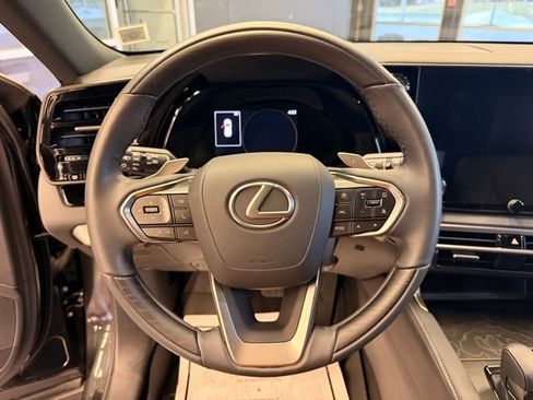 Used 2024 Lexus RX 350 Premium w/ Accessory Package (Z1) image 17