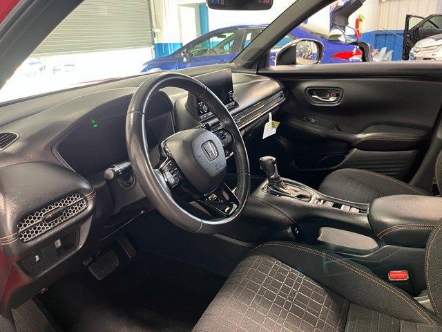 Used 2025 Honda HR-V Sport image 23