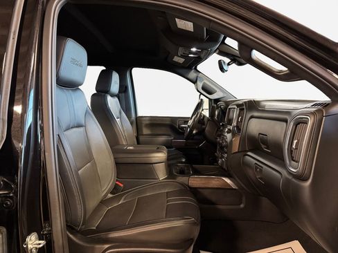 Used 2022 Chevrolet Silverado 2500 High Country w/ Z71 Off-Road Package AWD/4WD image 26