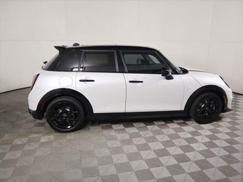 New 2026 MINI Cooper S image 4