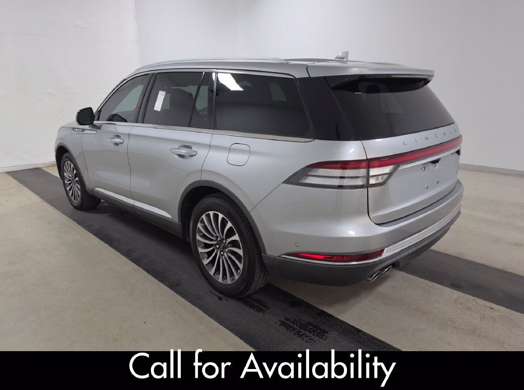 Used 2020 Lincoln Aviator Reserve w/ Equipment Group 201A AWD/4WD image 2