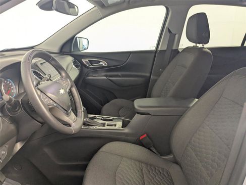 Used 2021 Chevrolet Equinox LT image 10