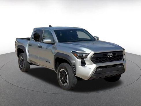 Used 2024 Toyota Tacoma TRD Off-Road image 44