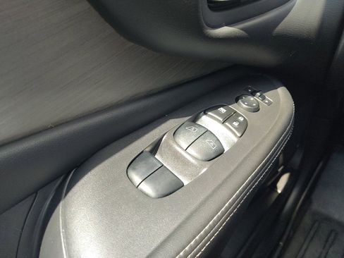 Used 2016 Nissan Murano S w/ Navigation Package AWD/4WD image 27