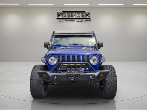 Used 2019 Jeep Wrangler Unlimited Rubicon image 2