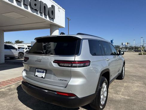 Used 2023 Jeep Grand Cherokee L Limited image 7