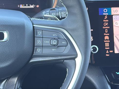 New 2026 Jeep Grand Cherokee Altitude AWD/4WD image 21