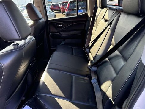 Used 2025 Honda Ridgeline RTL image 14