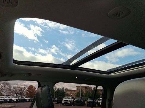 Used 2021 Jeep Grand Cherokee L Limited image 15