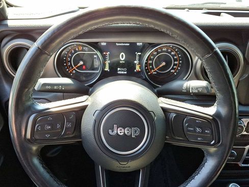 Used 2020 Jeep Gladiator Sport w/ Quick Order Package 24S AWD/4WD image 22