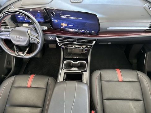 Certified 2024 Chevrolet Traverse RS AWD/4WD image 14