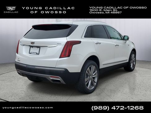 Used 2023 Cadillac XT5 Premium Luxury w/ LPO, Floor Liner Package AWD/4WD image 3