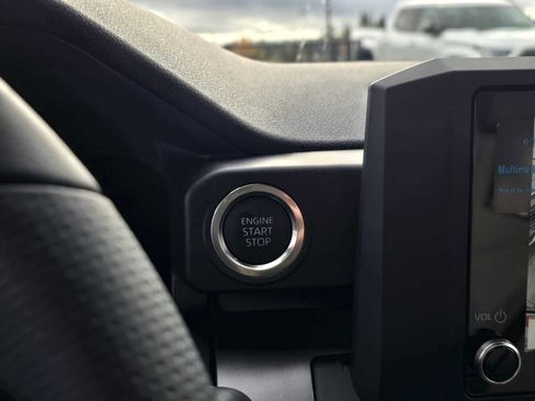 Certified 2025 Toyota 4Runner SR5 image 27