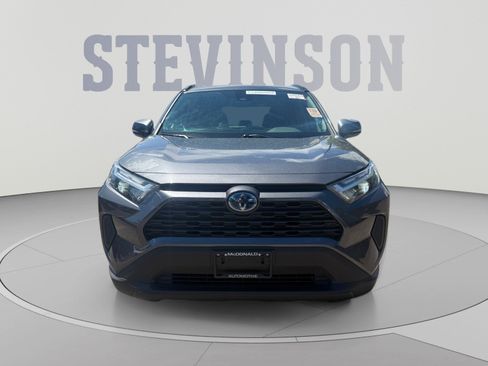 Used 2024 Toyota RAV4 LE AWD/4WD image 8