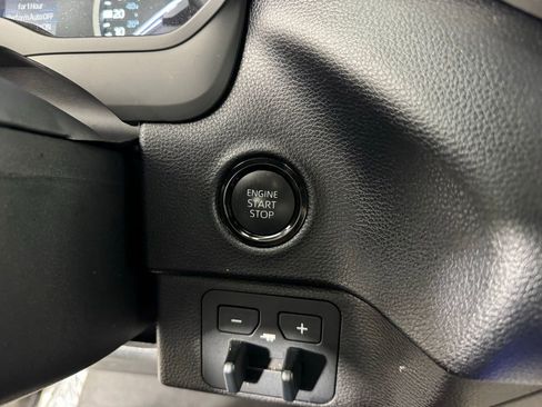 Used 2025 Toyota Tundra SR5 w/ SR5 Convenience Package image 20