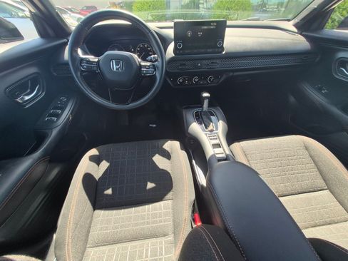 Used 2024 Honda HR-V Sport image 28