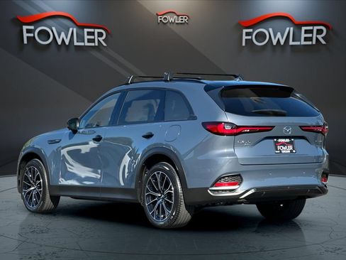 Certified 2025 MAZDA CX-70 Plug-In Hybrid w/ Premium Plus AWD/4WD image 3