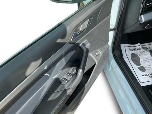 New 2026 Volkswagen Jetta SE FWD image 18