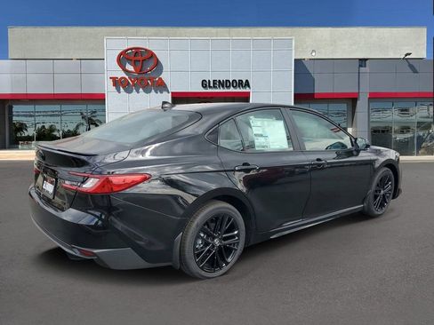 New 2026 Toyota Camry SE image 3