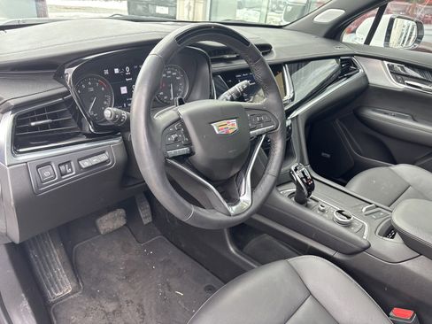 Used 2024 Cadillac XT6 Premium Luxury w/ Technology Package image 21