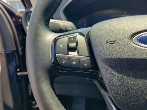 Used 2024 Ford Escape Active AWD/4WD image 25